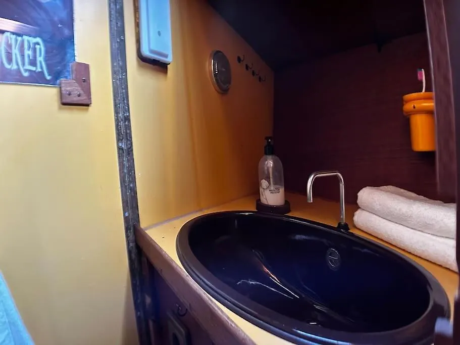 Bateau-hôtel The Captains Locker - 30Ft Yacht San Miguel de Abona Espagne